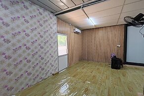 Galaxy Homestay (Muslim)