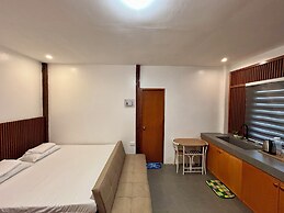 Shat'S Guesthouse Siargao Near Beach