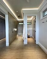 High End Private Pool Villas  V291