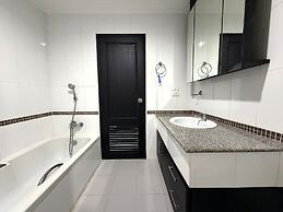 Spacious Studio With Balcony - TW Platinum Suites, Jomtien