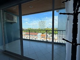 Spacious Studio With Balcony - TW Platinum Suites, Jomtien