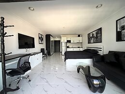 Spacious Studio With Balcony - TW Platinum Suites, Jomtien