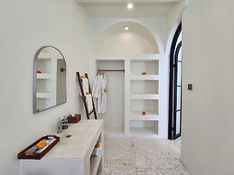 Villa Emilia Canggu by Nagisa Bali