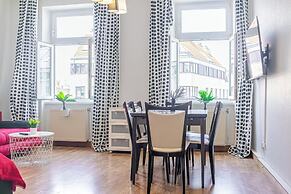 Stylish 2BR Apartment Long Stay for 5