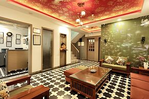OnlyStay Kirpalu Dham - Opp. Prem Mandir, Vrindavan
