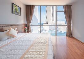 Holiday Central Nha Trang