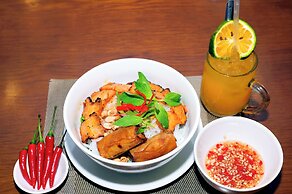 Holiday Central Nha Trang