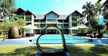Malankara palace lake view resort & spa