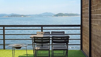 Taean Solpleo Pool Villa