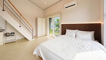 Taean Solpleo Pool Villa