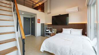Taean Solpleo Pool Villa