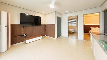 Taean Solpleo Pool Villa