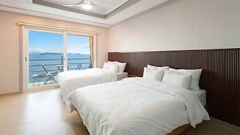 Taean Solpleo Pool Villa