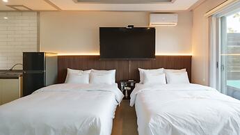 Taean Solpleo Pool Villa