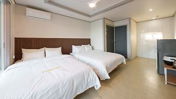 Taean Solpleo Pool Villa