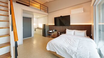 Taean Solpleo Pool Villa