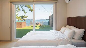 Taean Solpleo Pool Villa