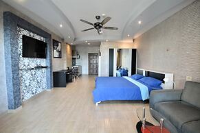 Sea-view Studio With Large Balcony - View Talay 5D