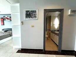 Sea View Studio - Jomtien Beachfront - View Talay 8
