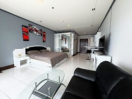 Sea View Studio - Jomtien Beachfront - View Talay 8
