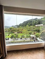 Qipan Yeshe Guesthouse