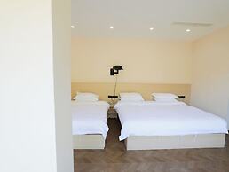 Qipan Yeshe Guesthouse