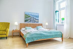Budget 2BR Long Stay Near Matzleinsdorf