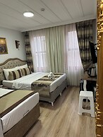 Tree house hotel