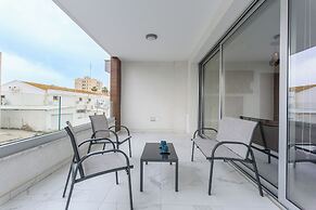 Mirage 2-BR Apt. & Balcony in Larnaca