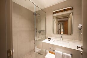 REIWA BUSINESS HOTEL