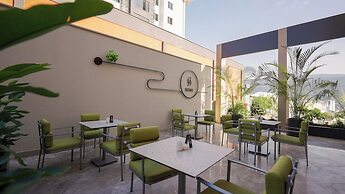 REIWA BUSINESS HOTEL
