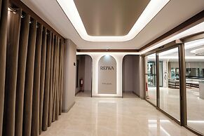 REIWA BUSINESS HOTEL