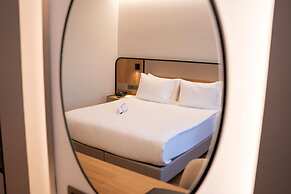 REIWA BUSINESS HOTEL