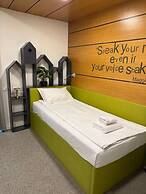 HOTEL ELOOM
