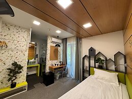 HOTEL ELOOM