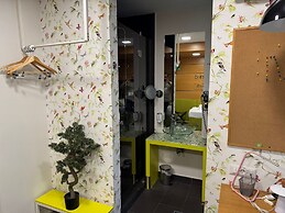 HOTEL ELOOM