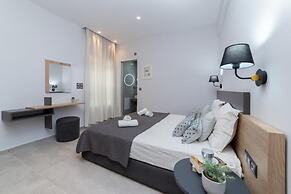 Petani Beach Suites