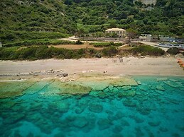 Petani Beach Suites