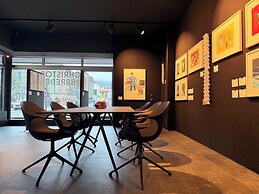 Studio 17