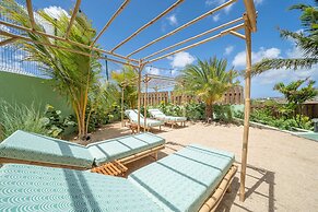 The Private Garden The Ambassador