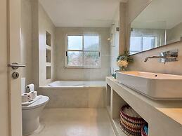Vilamoura Stylish Villa by Homing
