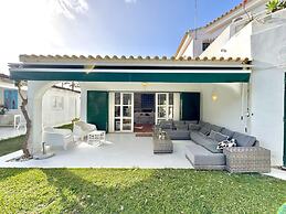 Vilamoura Stylish Villa by Homing