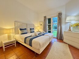Vilamoura Stylish Villa by Homing