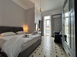 Tinion Urban Hotel