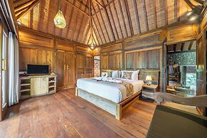 Saughina Ubud Tranquil Ubud Villa With Private Infinity Pool and Jungl