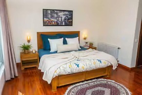 Cozy 4BR Mountain Cottage