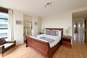 Two Bed Spacious 6th Floor Ocean Views