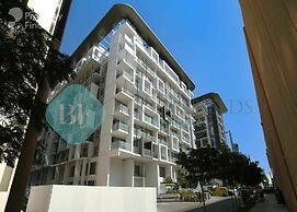 Bloomfields Incredible 1BR In Oasis
