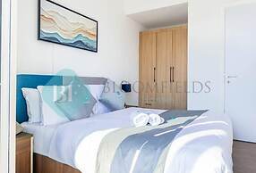 Bloomfields Incredible 1BR In Oasis