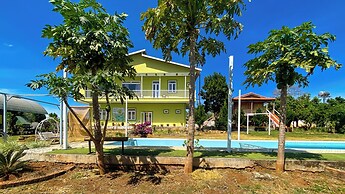 Robins Farmstay